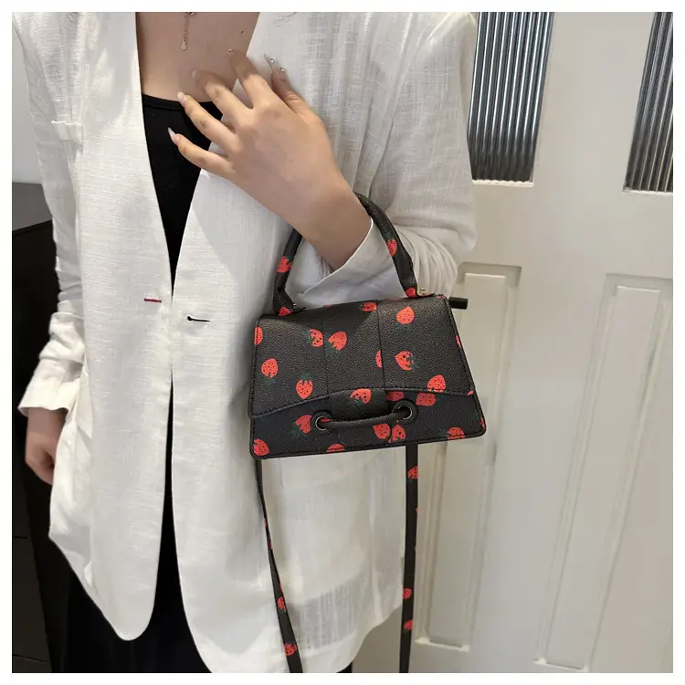 Cute Strawberry Printed Crossbody Bag Women 2024 — feature 22