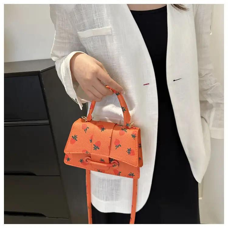 Cute Strawberry Printed Crossbody Bag Women 2024 — feature 25