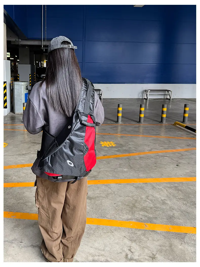 2024 Lightweight Sports Backpack for Men Women Black Yellow — feature 26
