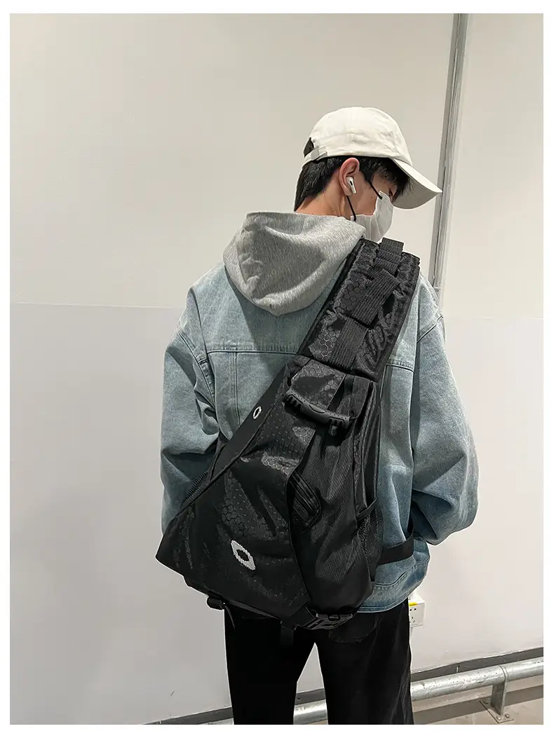 2024 Lightweight Sports Backpack for Men Women Black Yellow — feature 33