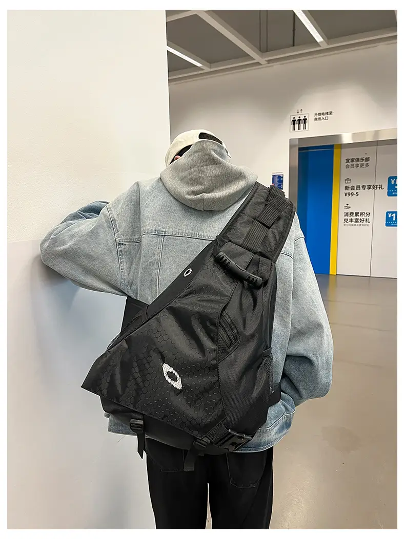 2024 Lightweight Sports Backpack for Men Women Black Yellow — feature 34