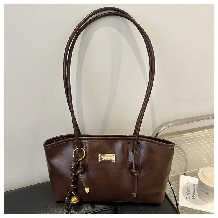 Women's Red Leather Shoulder Bag with Gold Plated Handle — feature 21