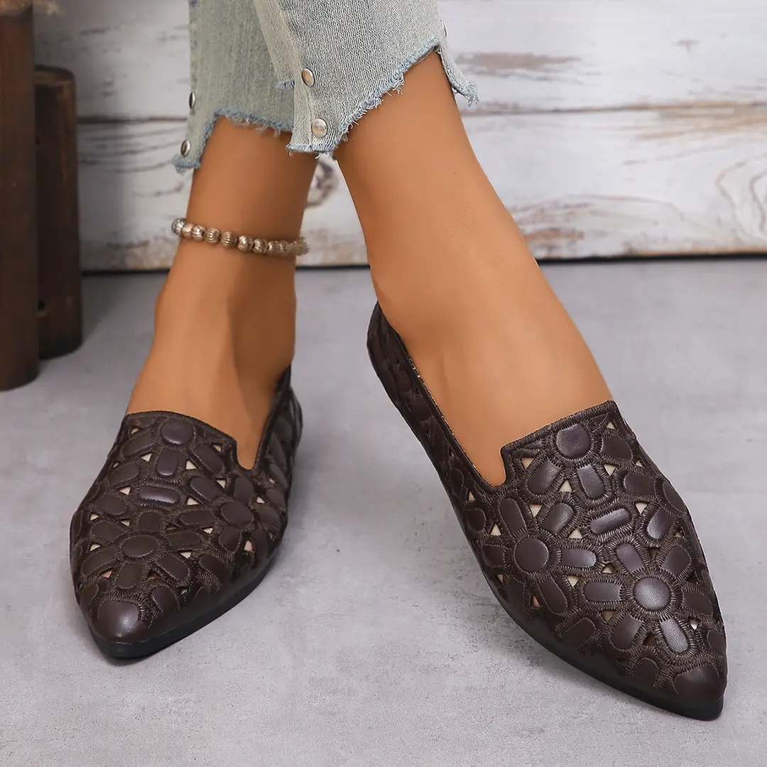 36-43 Large Size Women's Shoes Pointed Toe 2025 New Flat Breathable Shallow Mouth Slip-On Women's Shoes Easiest for Match - Image 4