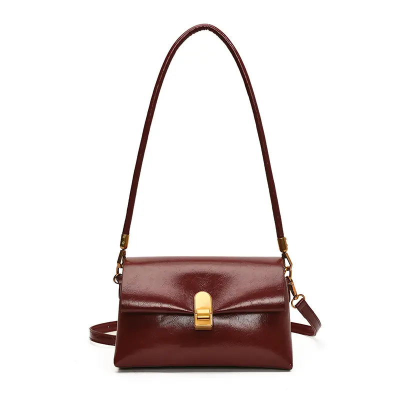 Red Vintage Ladies Shoulder Bag with Gold Plated Clasp - Image 2