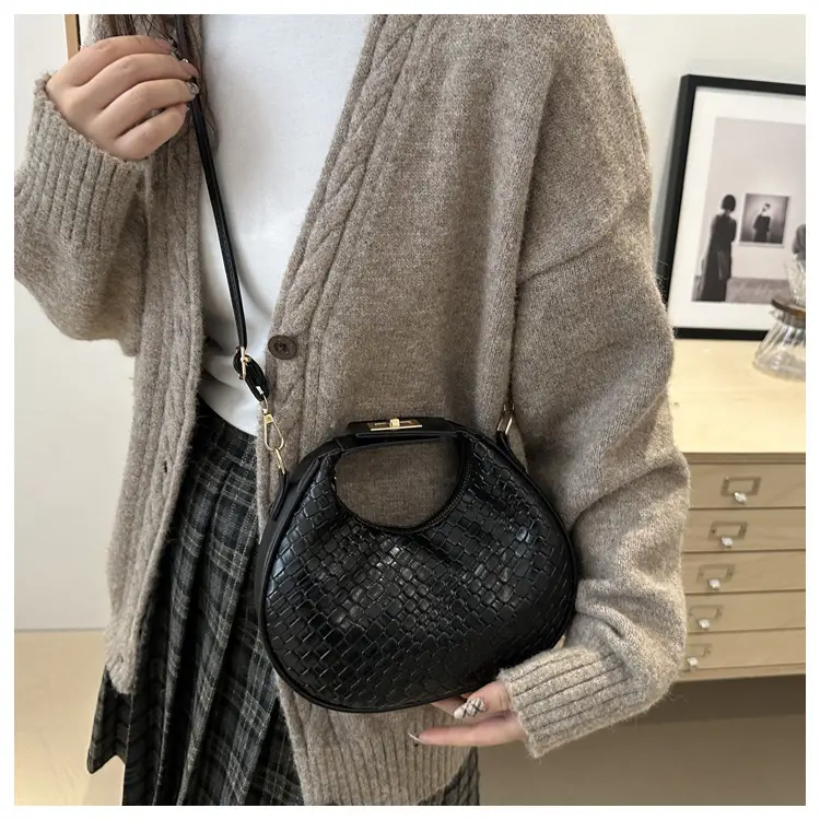 2024 Retro Crescent Shoulder Bag Set of 4 — feature 16