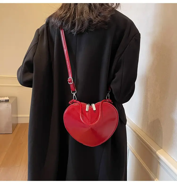 White Heart-Shaped Crossbody Bag for Women — feature 16
