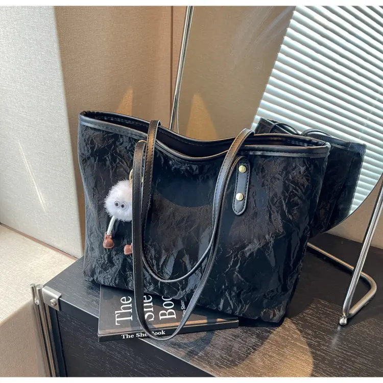 Black Embroidered Tote Bag for Women 2026 — feature 8