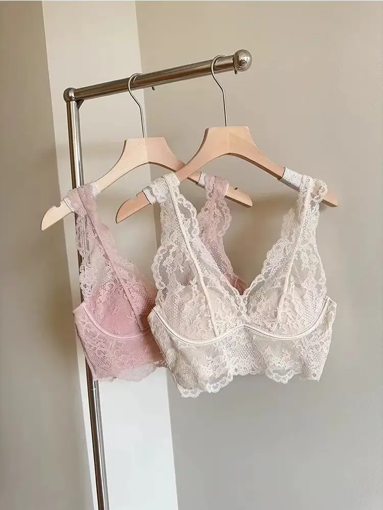 Big Chest Small Underwear Women's French Lace Back Vest — feature 16