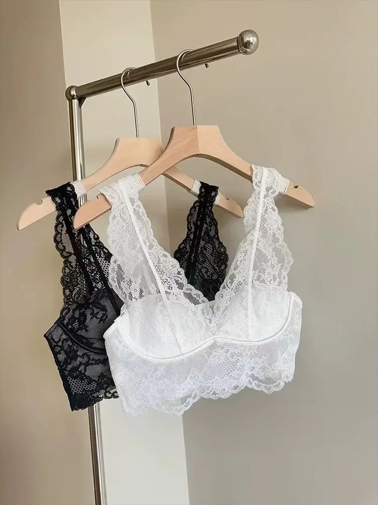 Big Chest Small Underwear Women's French Lace Back Vest — feature 2