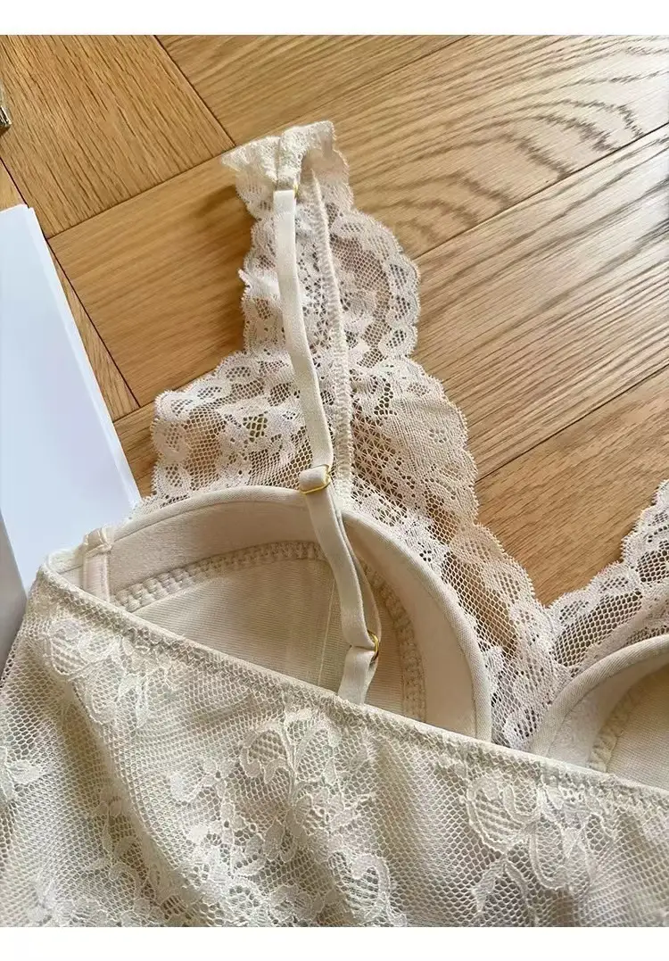Big Chest Small Underwear Women's French Lace Back Vest — feature 3
