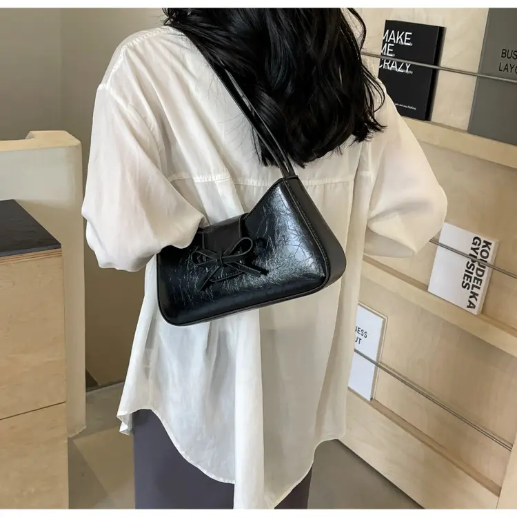 Black Crossbody Bag for Women 2026 Retro Design — feature 20