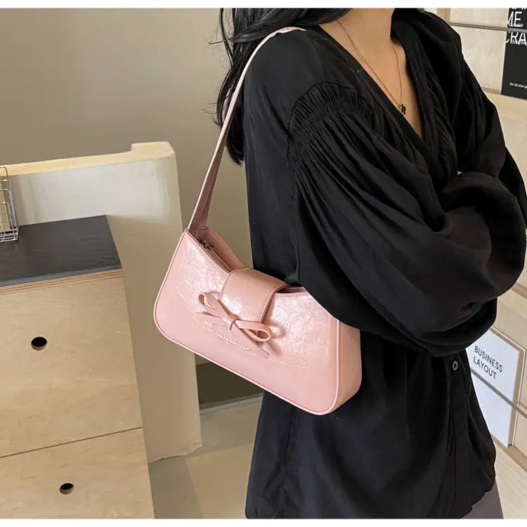 Black Crossbody Bag for Women 2026 Retro Design — feature 25