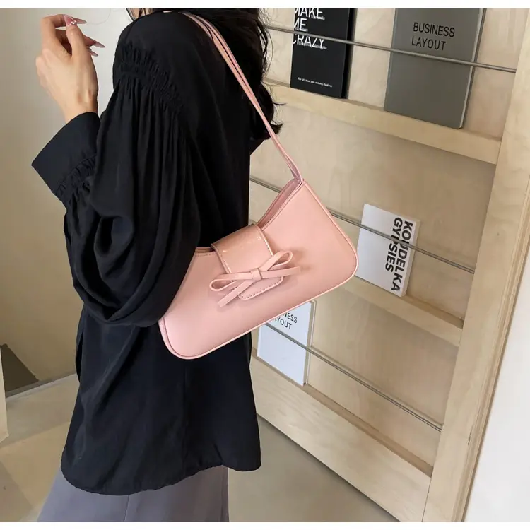 Black Crossbody Bag for Women 2026 Retro Design — feature 26