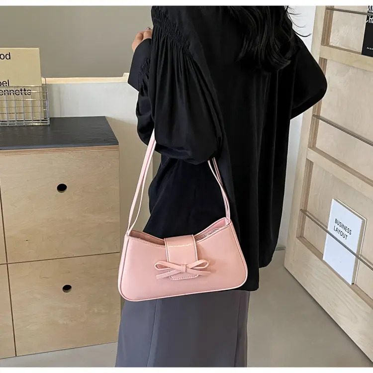 Black Crossbody Bag for Women 2026 Retro Design — feature 27