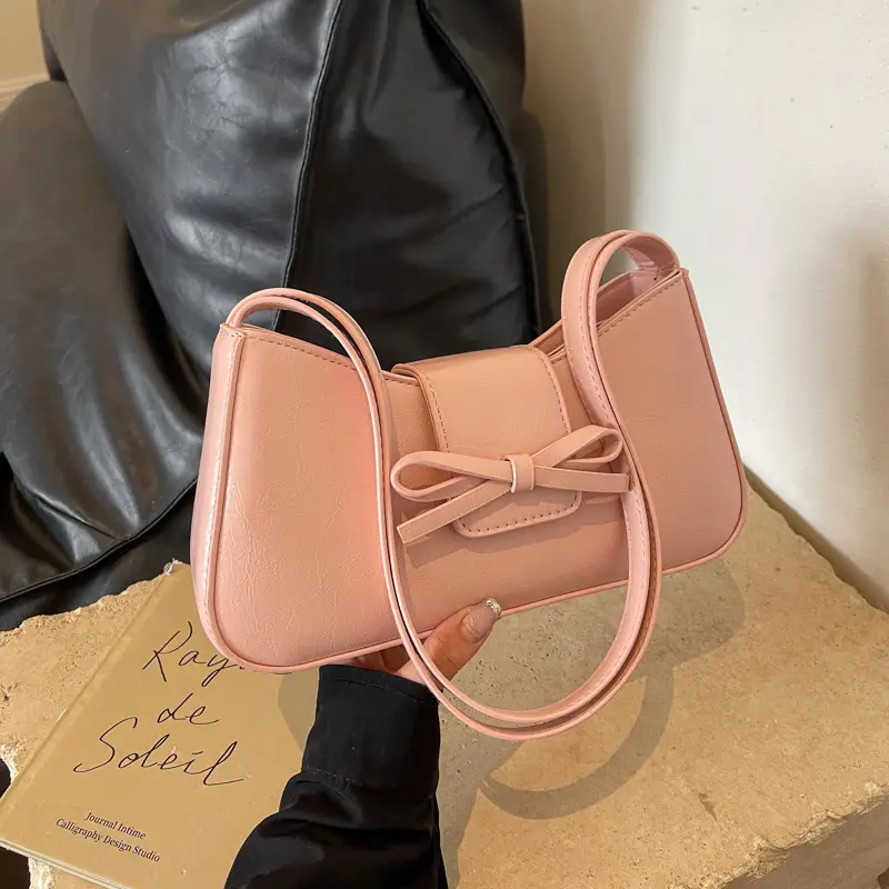 Black Crossbody Bag for Women 2026 Retro Design - Image 4