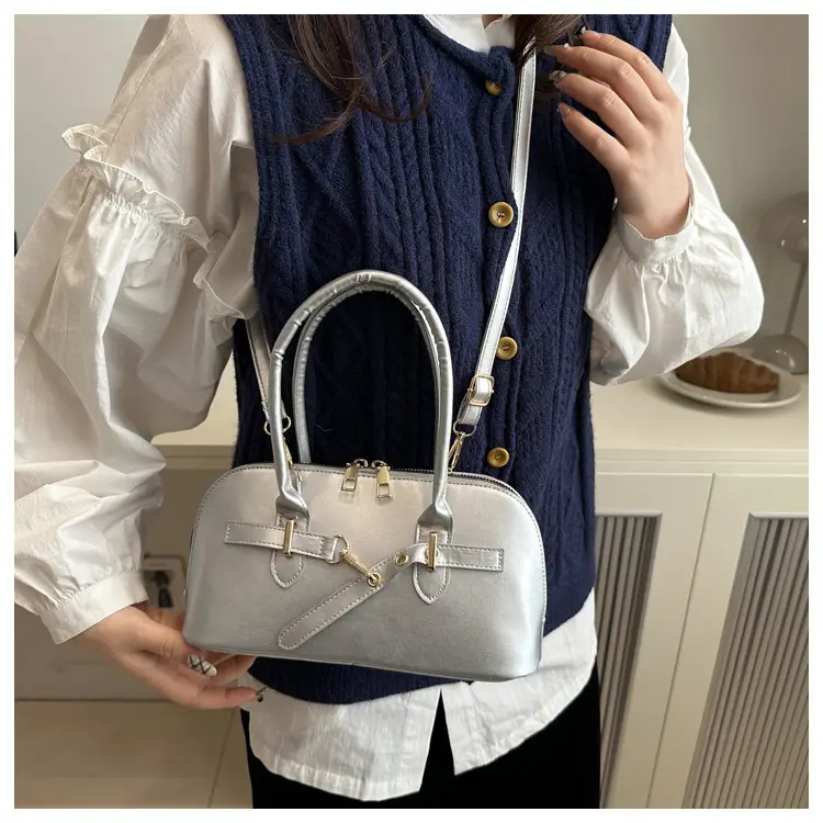 Light Grey Retro Shell Bag for Women 2024 Winter — feature 11