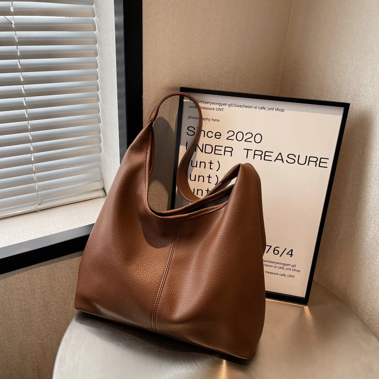 Brown Leather Shoulder Bag Large Capacity Women - Image 5