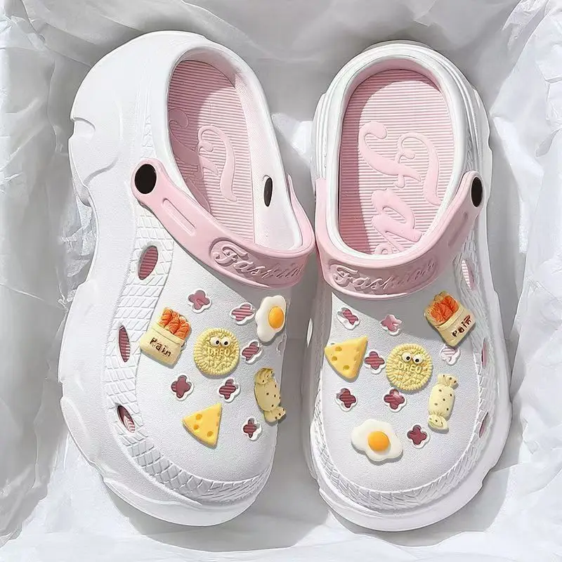 7.0 Thick-soled Height-increasing Poop-stepping All-match Cartoon Sweet Cave Shoes Women's Summer Outer Wear Non-slip High-value Beach — feature 1