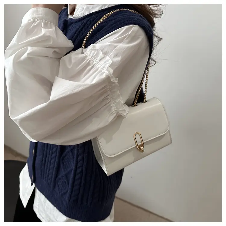 Women Korean Small Black Messenger Bag 2024 Winter — feature 8