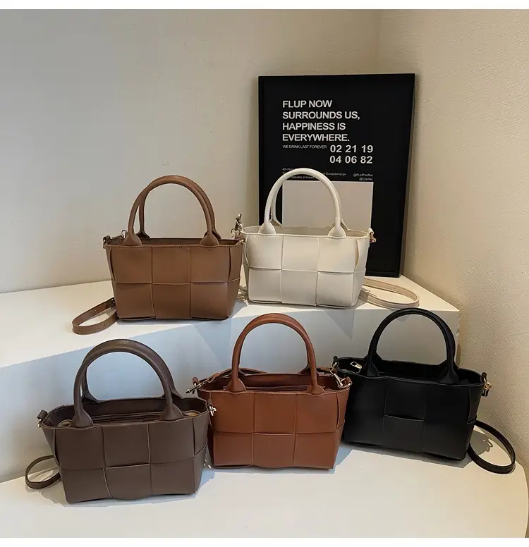 Black Woven Retro Handheld Bucket Bag for Women — feature 1