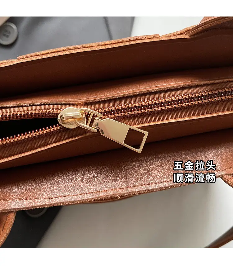 Black Woven Retro Handheld Bucket Bag for Women — feature 7