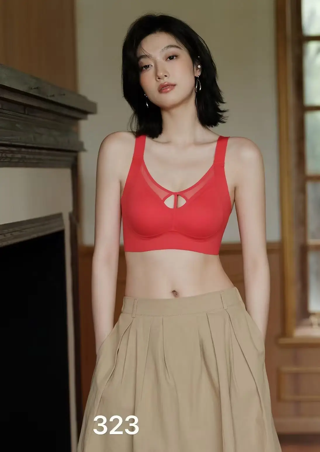 Red Wide Shoulder Cross Cut Out Tube Top Bra with Water Drop Cup — feature 1