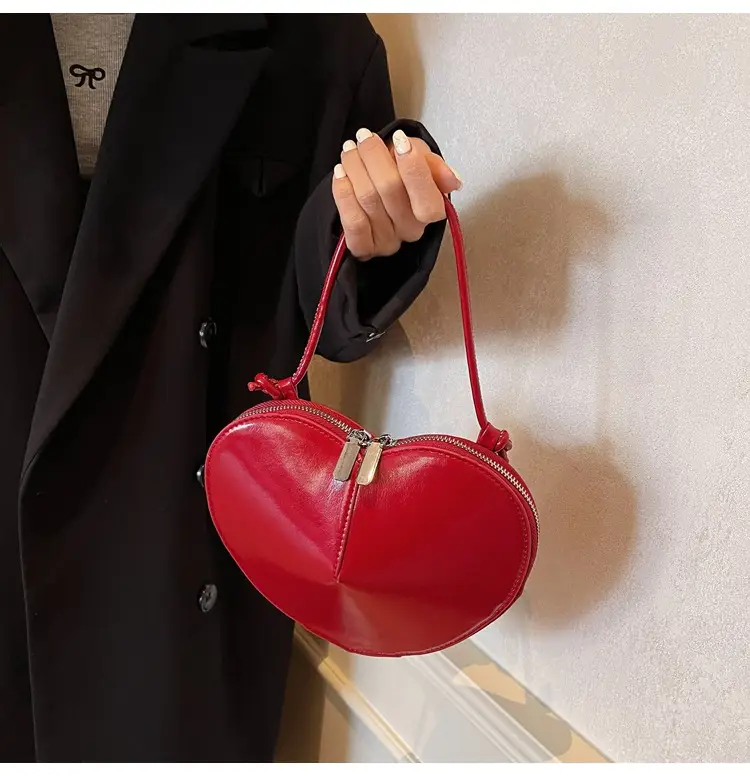 Red Heart-Shaped Women's Shoulder Bag — feature 22