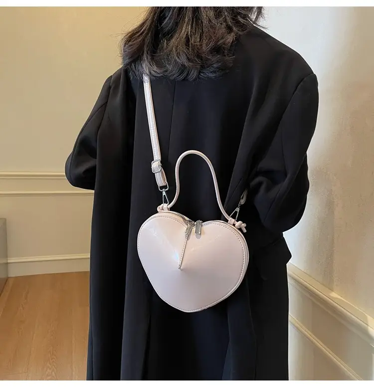 Red Heart-Shaped Women's Shoulder Bag — feature 24