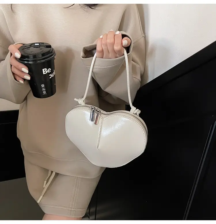 Red Heart-Shaped Women's Shoulder Bag — feature 32