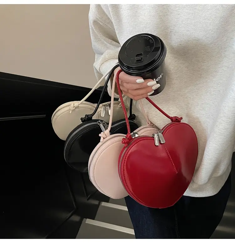 Red Heart-Shaped Women's Shoulder Bag — feature 40