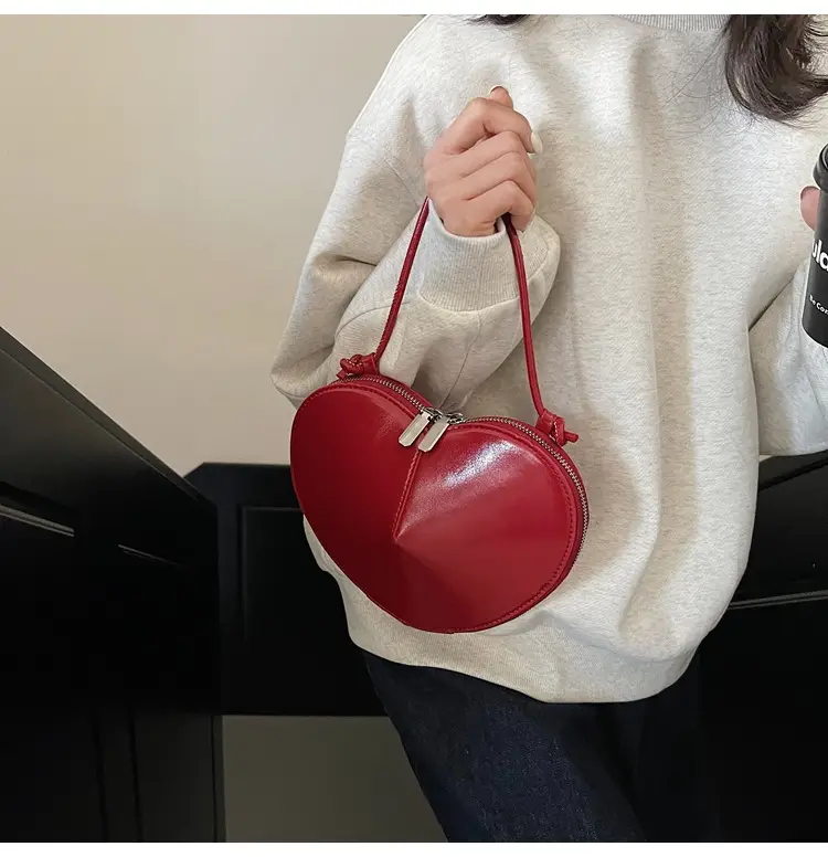 Red Heart-Shaped Women's Shoulder Bag — feature 42