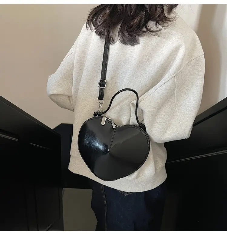 Red Heart-Shaped Women's Shoulder Bag — feature 49