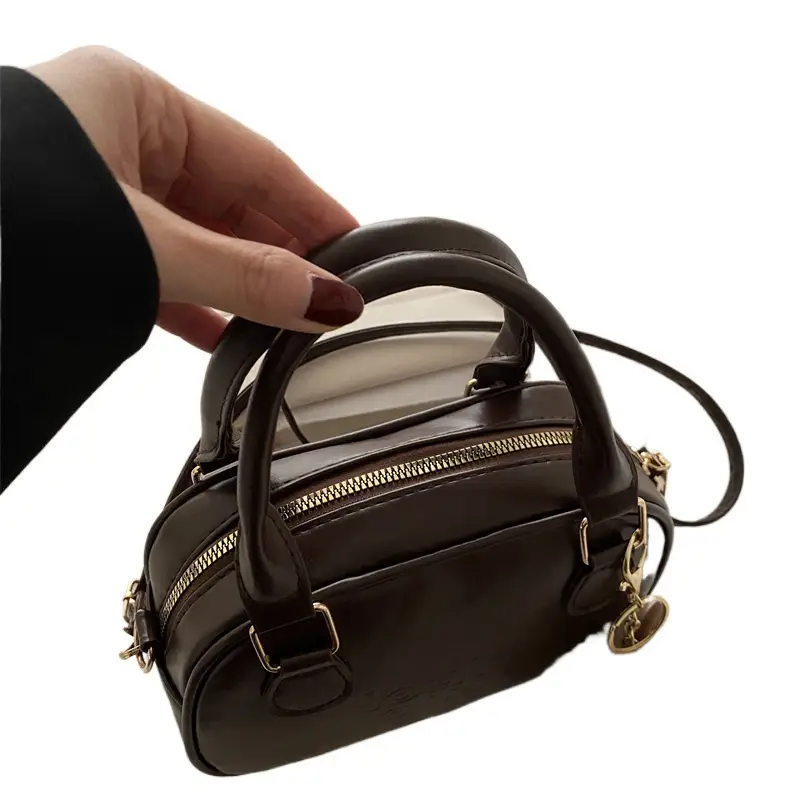Retro Brown Leather Shoulder Bag with Gold Zip - Image 11