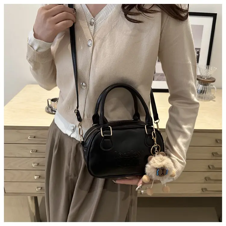 Retro Brown Leather Shoulder Bag with Gold Zip — feature 22