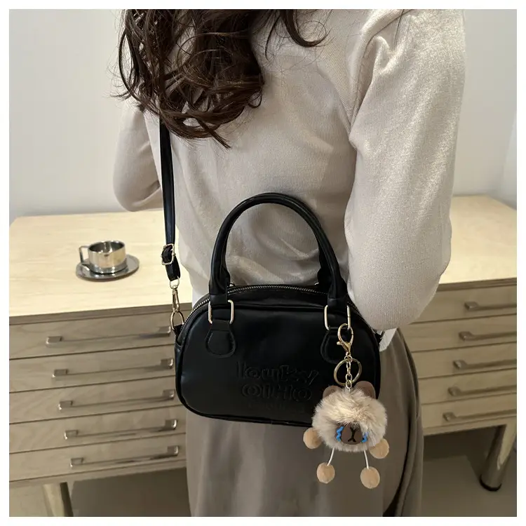 Retro Brown Leather Shoulder Bag with Gold Zip — feature 25