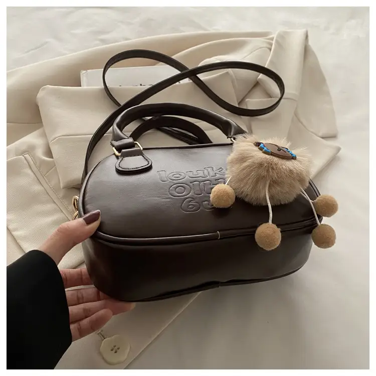 Retro Brown Leather Shoulder Bag with Gold Zip — feature 33
