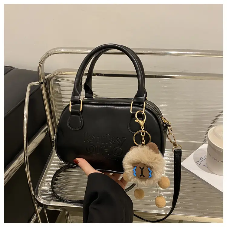 Retro Brown Leather Shoulder Bag with Gold Zip — feature 9