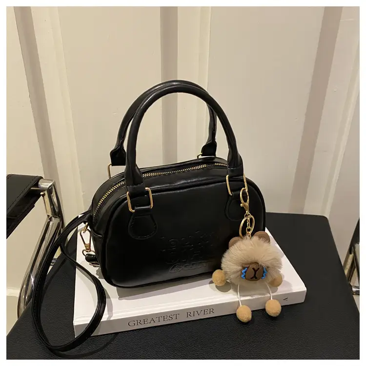Retro Brown Leather Shoulder Bag with Gold Zip - Image 6