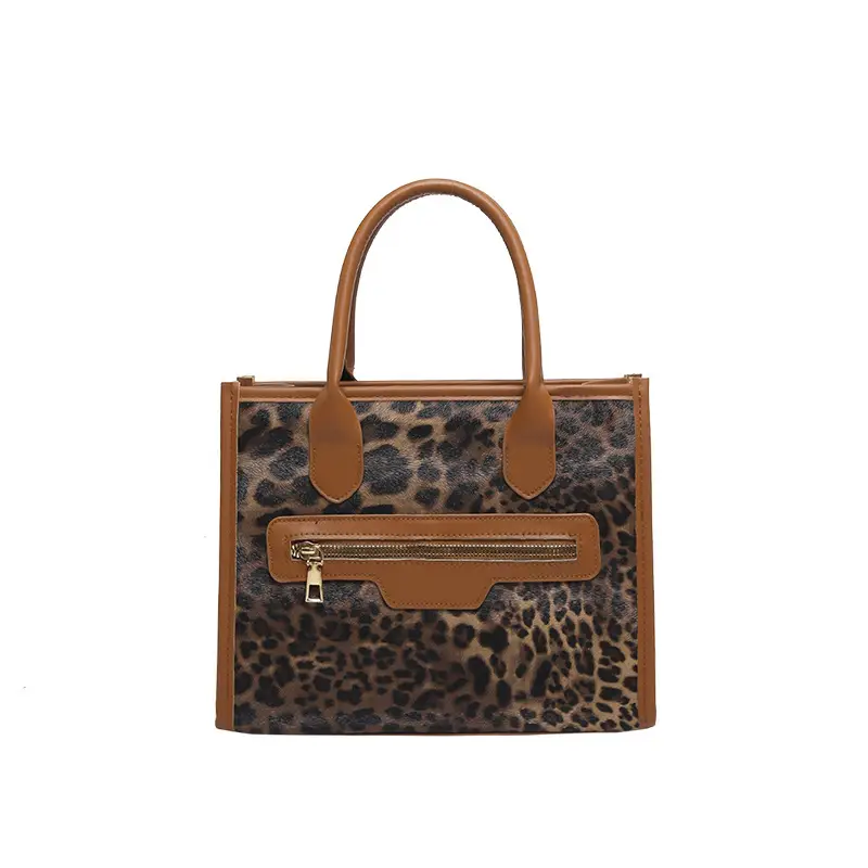 European Leopard Print Large Capacity Women's Shoulder Bag - Image 4