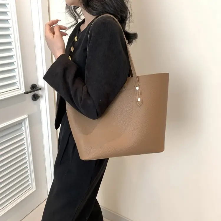 Large Capacity Tan Shoulder Bag for Women - Image 4