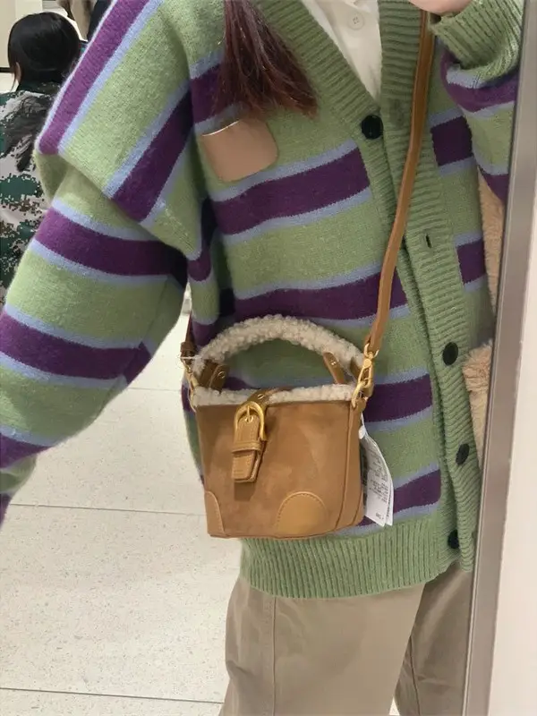 Winter Crossbody Bag for Women Retro Brown Plush Faux Fur - Image 2
