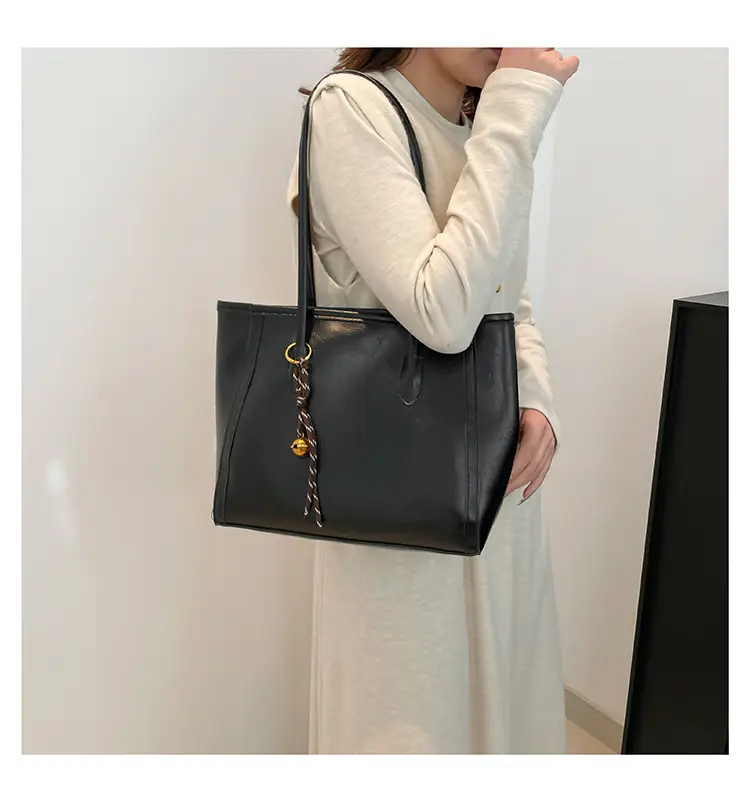 Brown Textured Korean Style Tote Bag 2025 — feature 18
