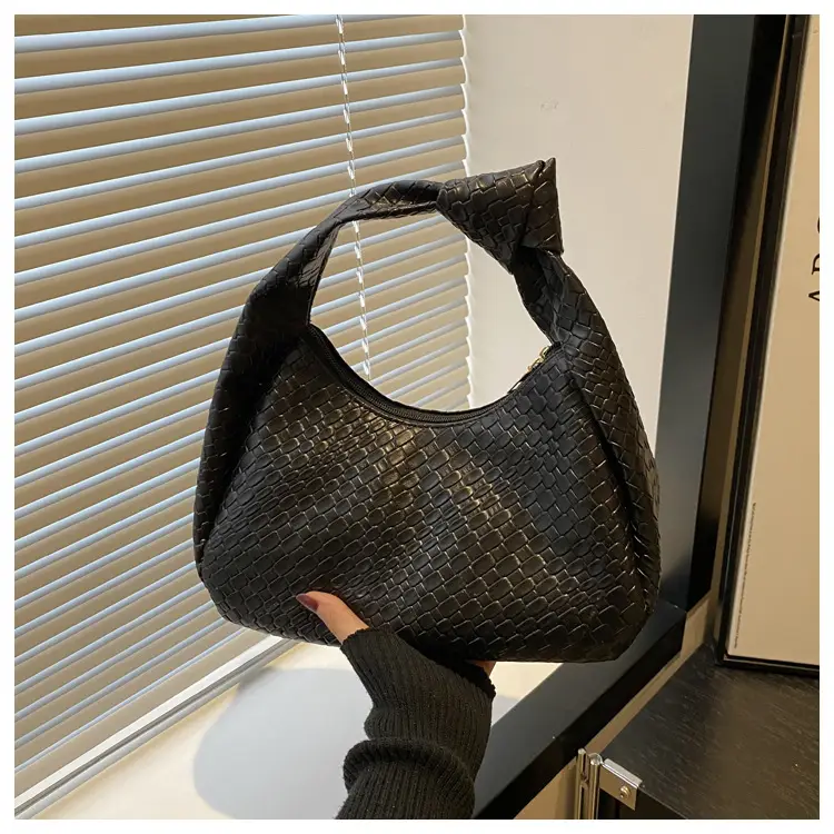 Retro Woven Diamond Handbag for Women — feature 19