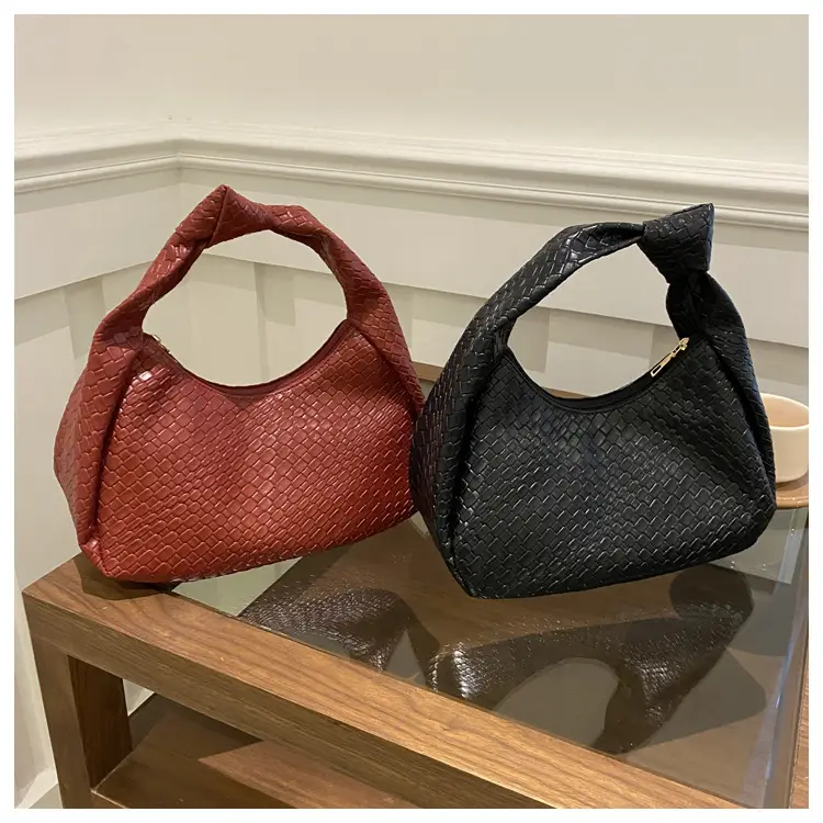 Retro Woven Diamond Handbag for Women — feature 27