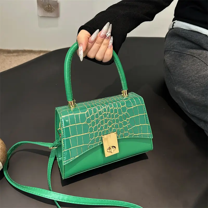 Small Red Crocodile Leather Shoulder Bag for Women - Image 7