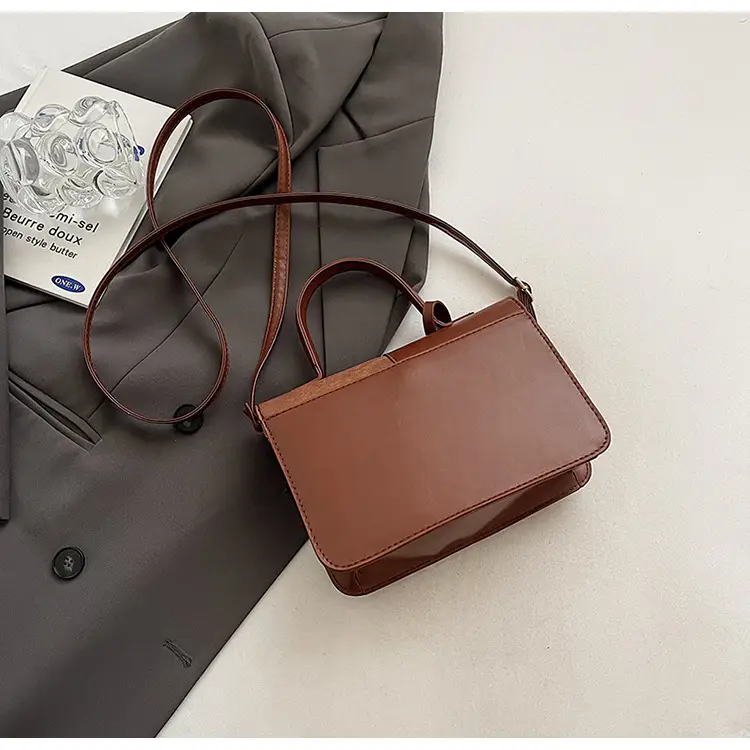 Women's Winter Contrast Brown Shoulder Bag — feature 5