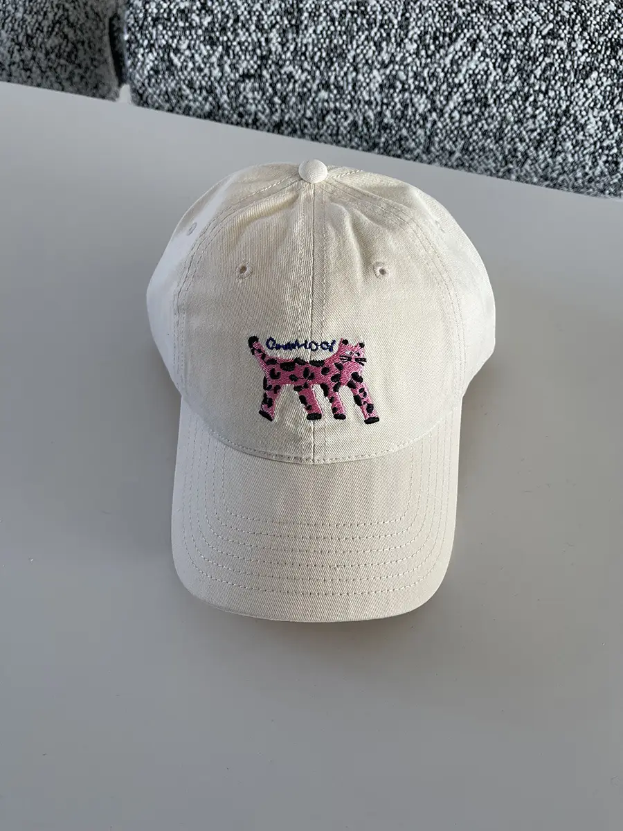Women's Korean Cat Embroidered Baseball Cap Navy Blue — feature 4