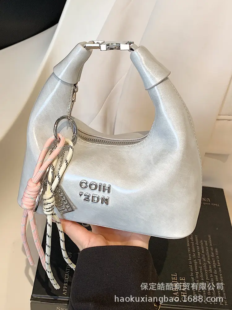 Women's Pink Leather Shoulder Bag with Rope Handle - Image 5