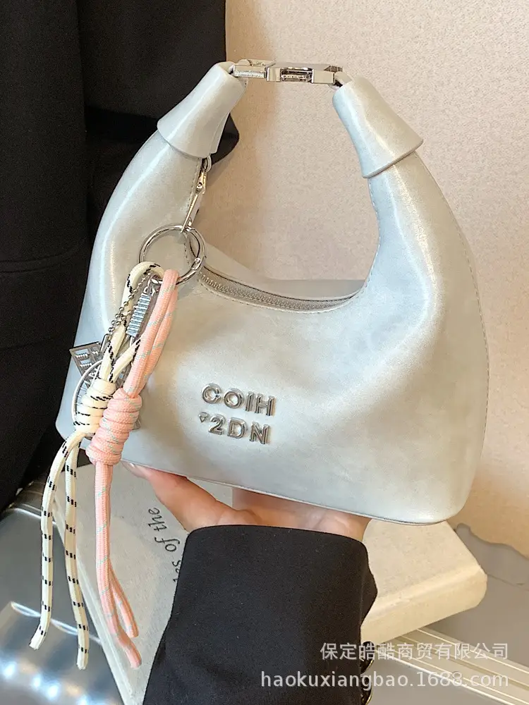 Women's Pink Leather Shoulder Bag with Rope Handle - Image 9