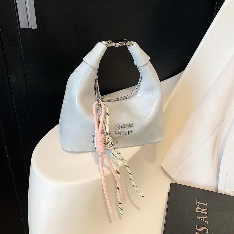 Women's Pink Leather Shoulder Bag with Rope Handle - Image 2